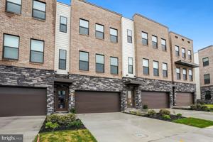 featured image of 857 Amity St