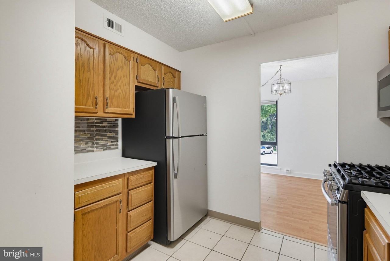 5911 Tamar Dr #6R30 - Photo 7 of 34