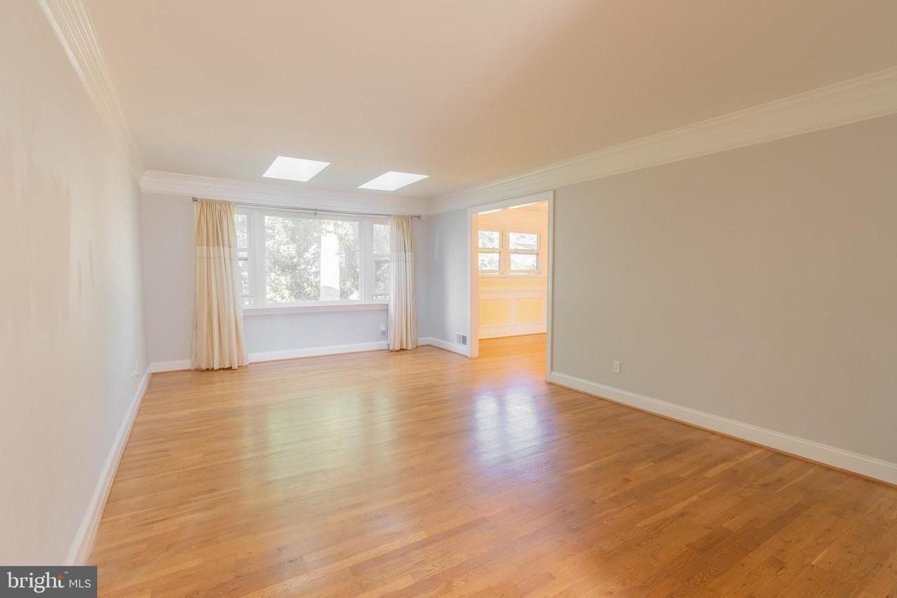 11714 Tifton Dr - Photo 2 of 16