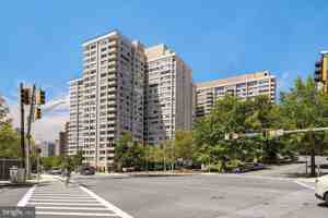featured image of 4515 Willard Ave #1009S