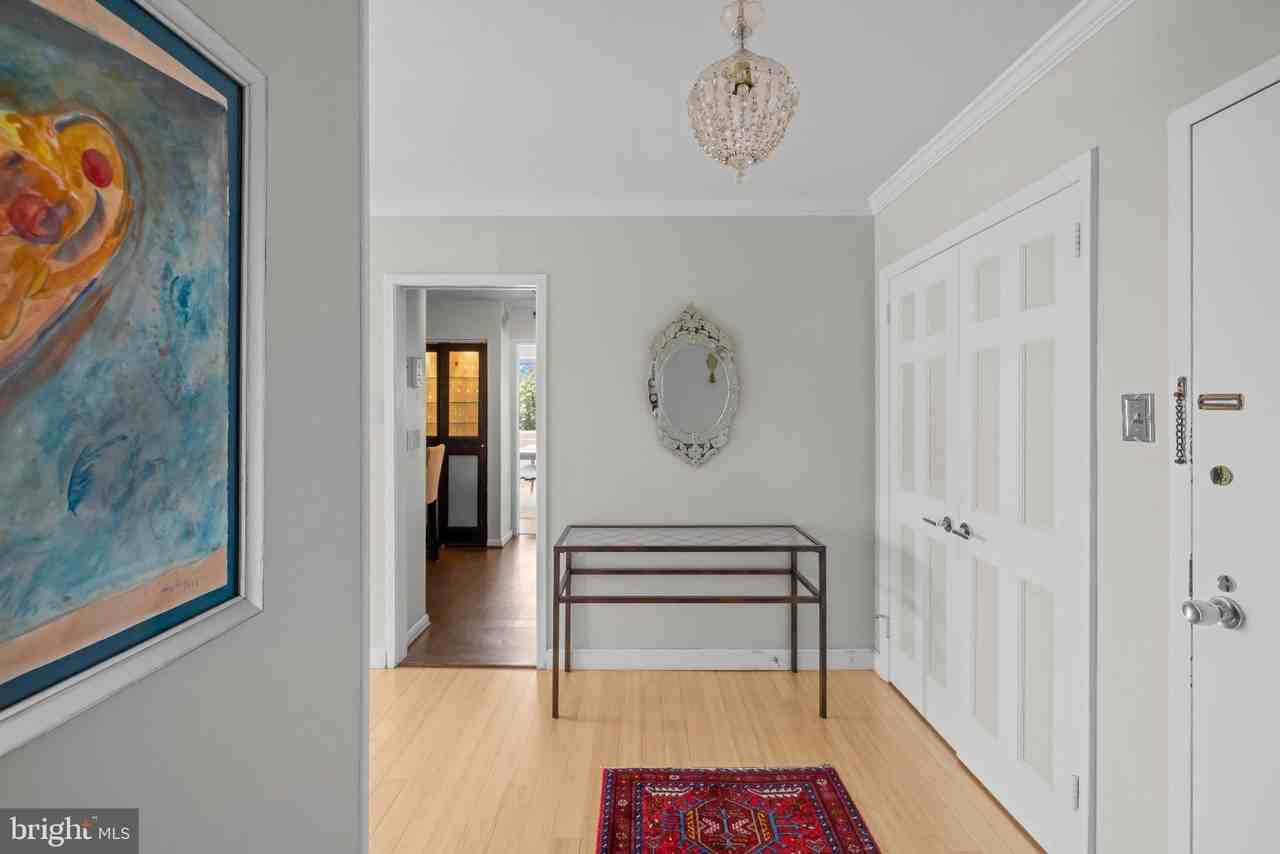 4515 Willard Ave #1009S - Photo 3 of 50