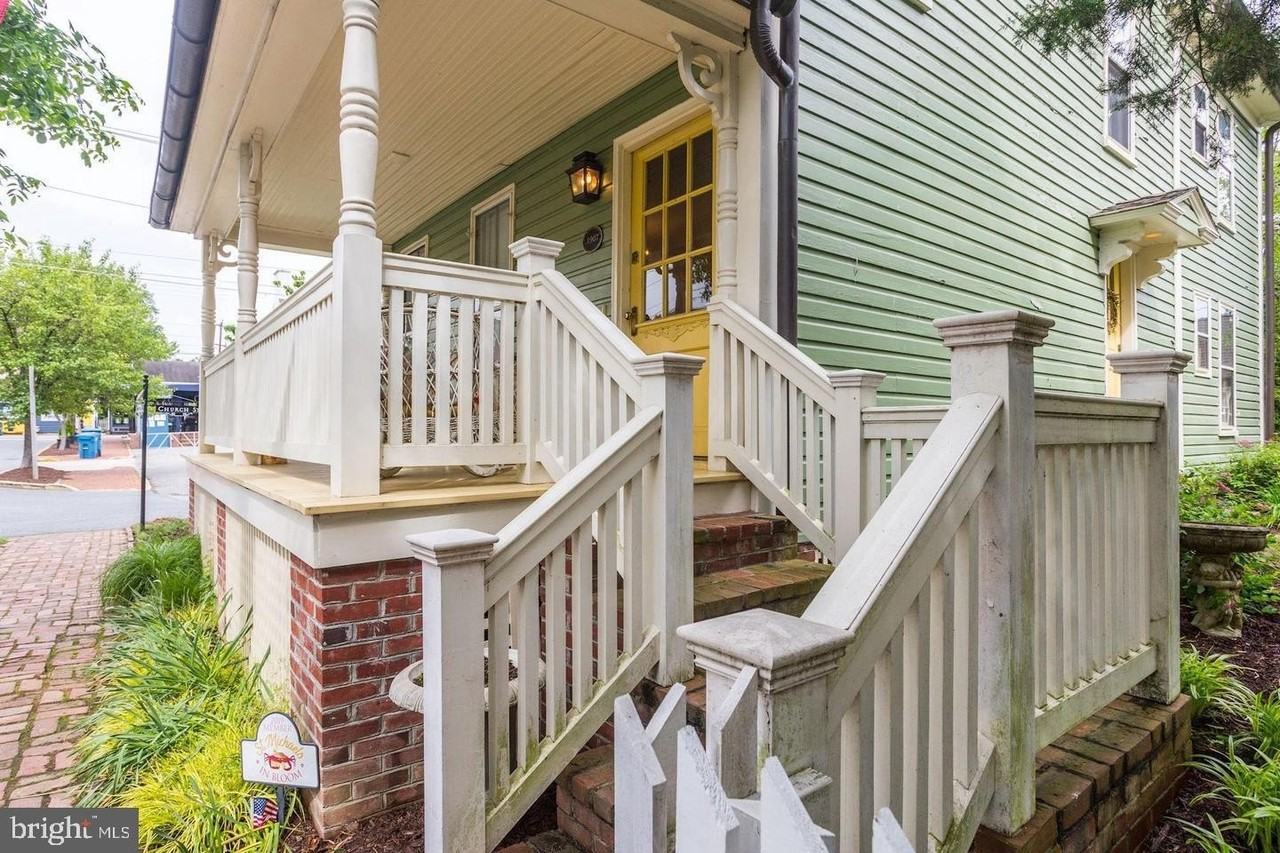 101 Mulberry St - Photo 3 of 38
