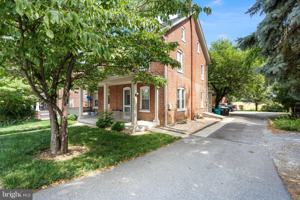 featured image of 19332 Longmeadow Rd