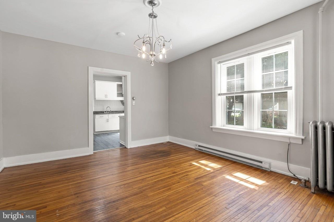 19332 Longmeadow Rd - Photo 3 of 13