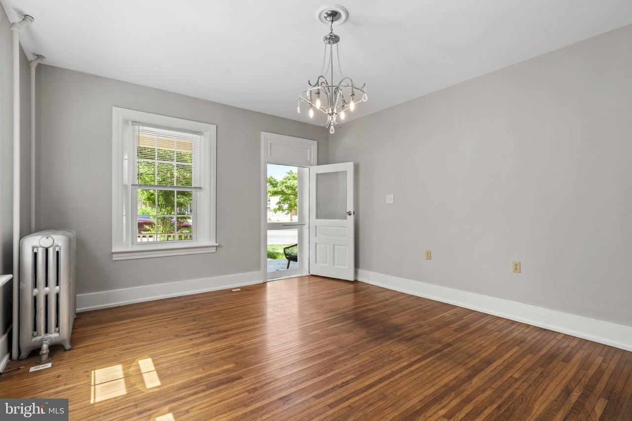19332 Longmeadow Rd - Photo 4 of 13