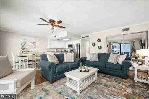 11 134th St #205 - Photo 4 of 31