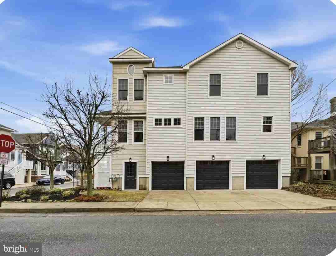 3 N Vassar Sq - Photo 3 of 29