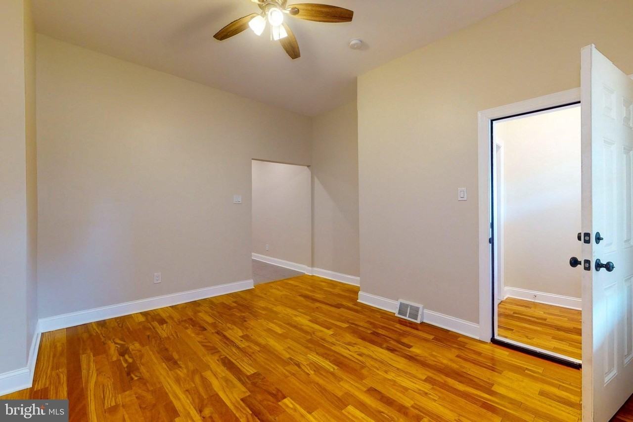 420--422 S 4TH Street #1 - Photo 3 of 20