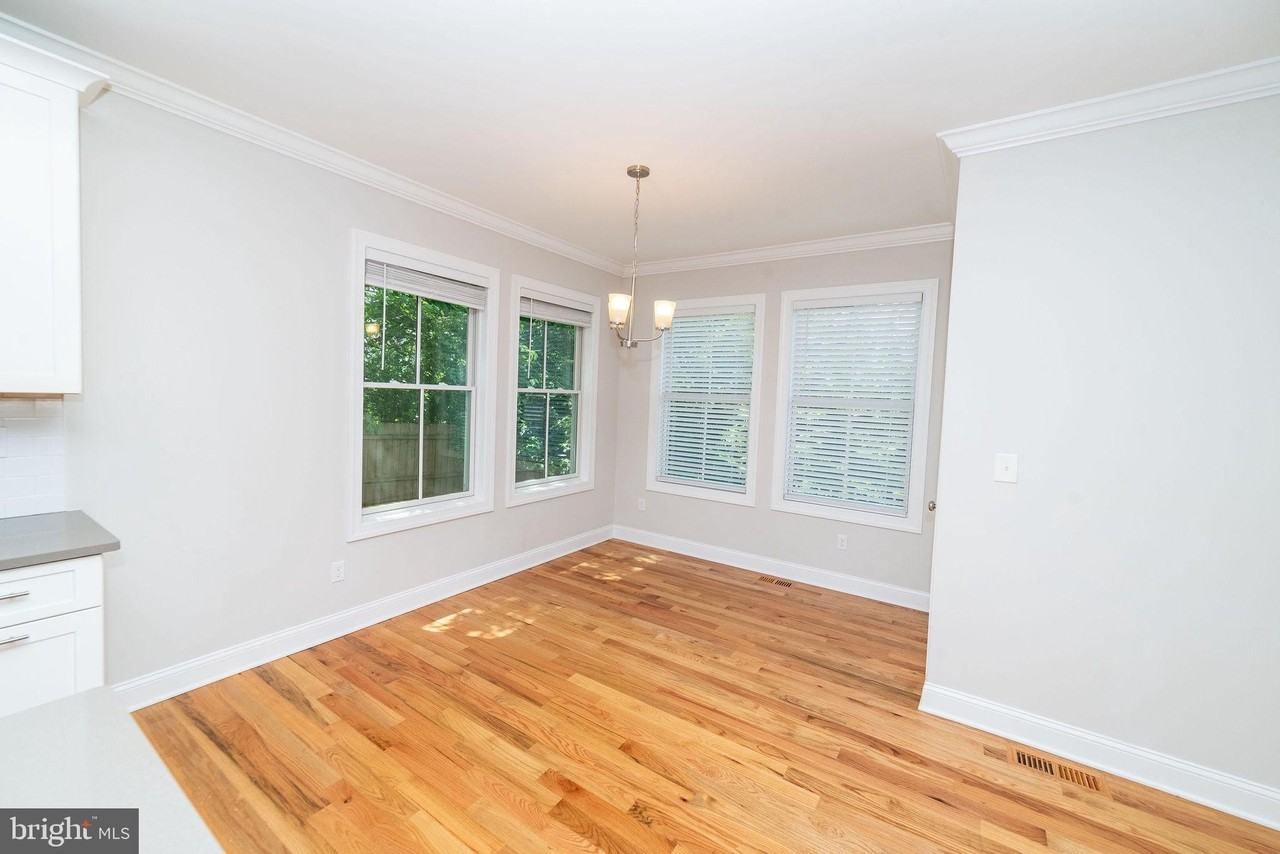 11 Quarry St #B - Photo 5 of 22