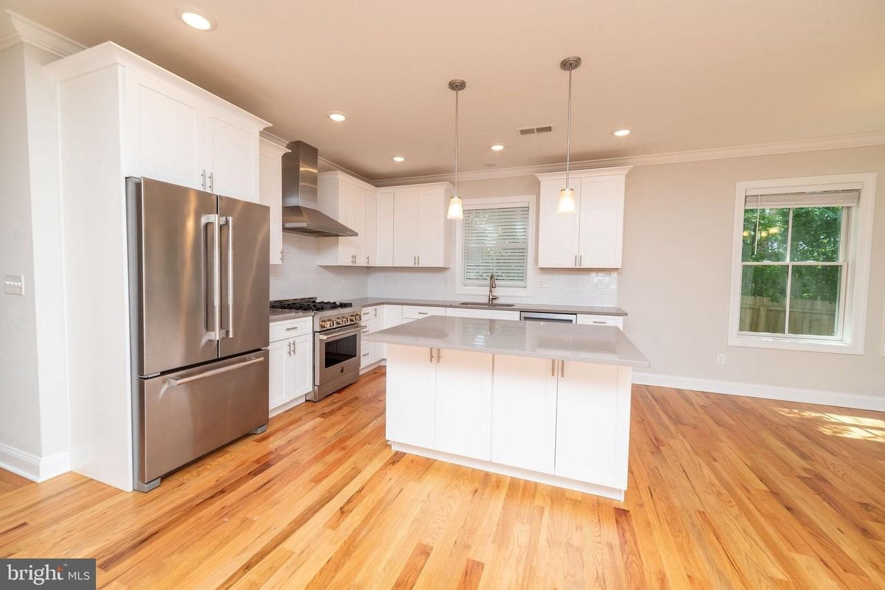 11 Quarry St #B - Photo 6 of 22