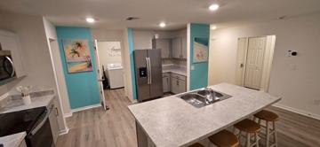 featured image of Palm Leaf Ln