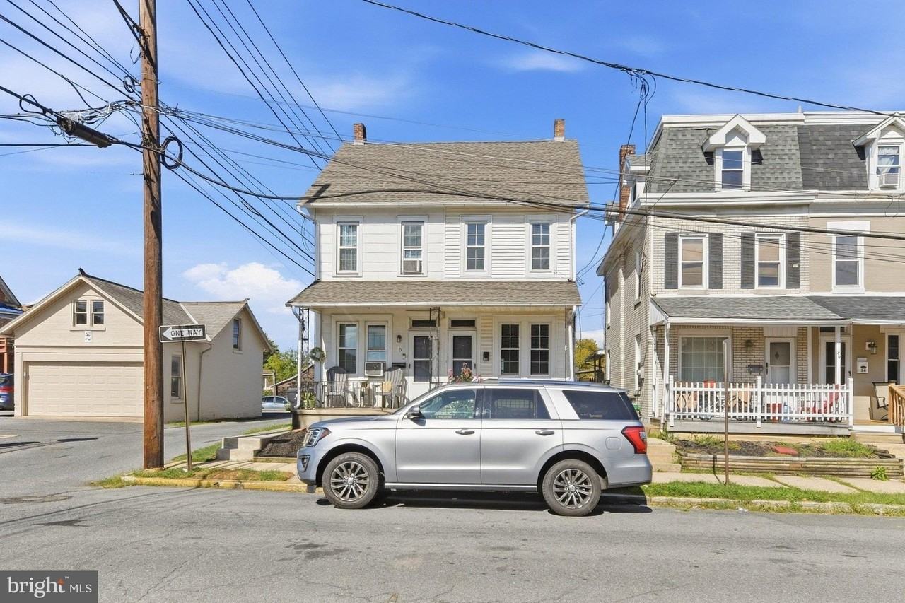32 N Wyomissing Ave - Photo 2 of 29