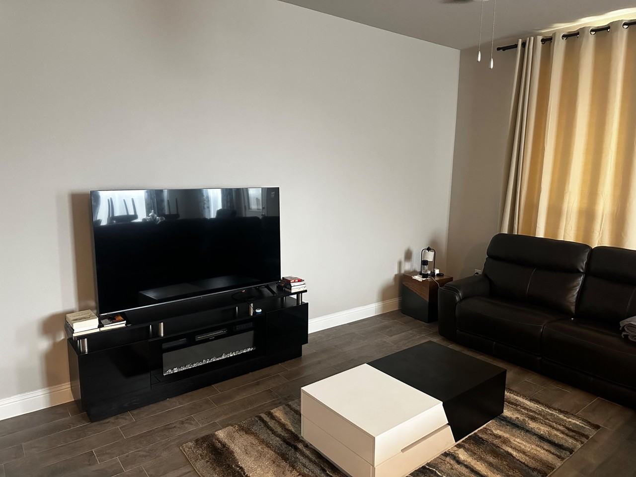 Bancroft Dr - Photo 4 of 11