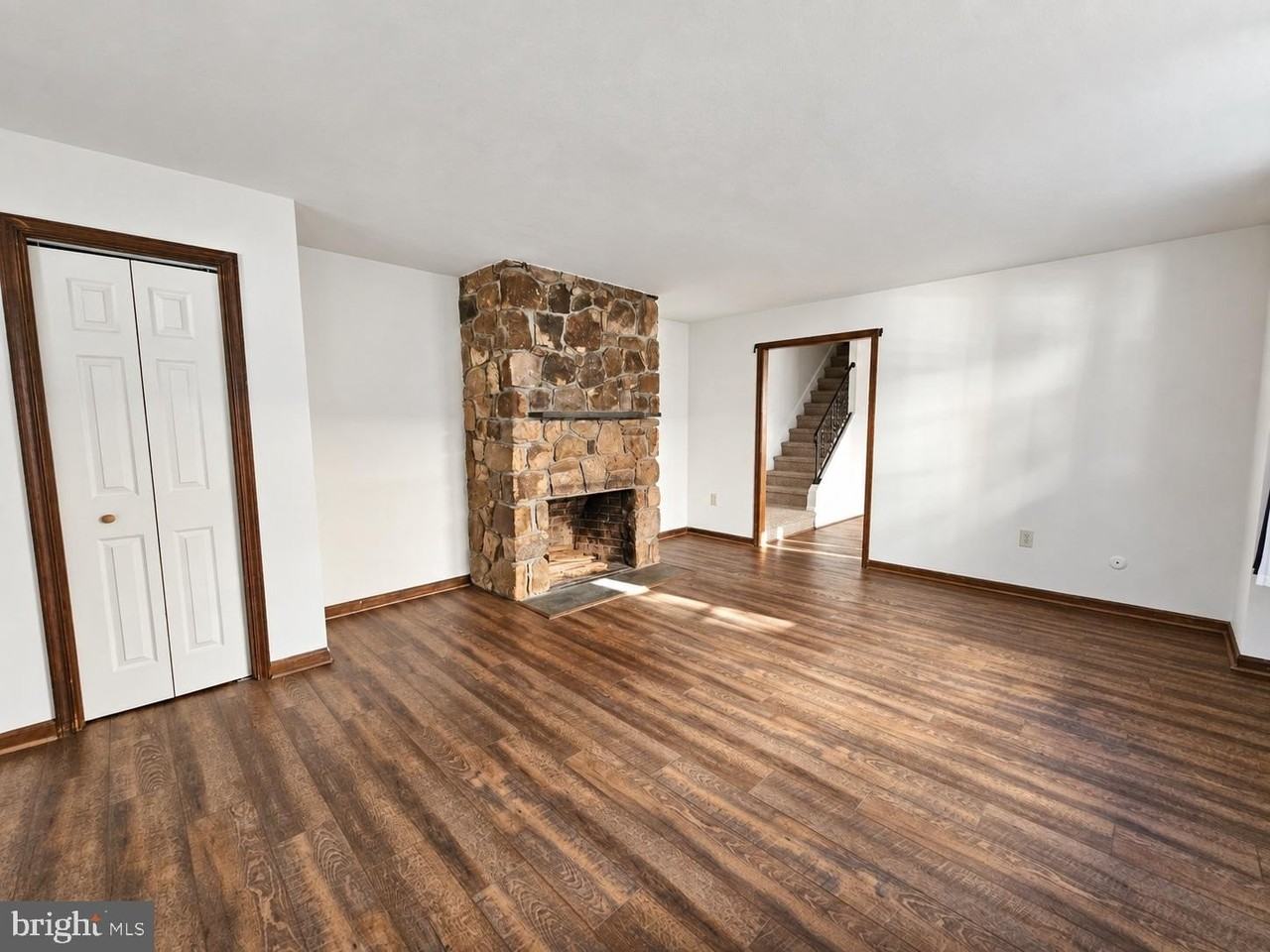 130 Eachus Ave - Photo 2 of 21