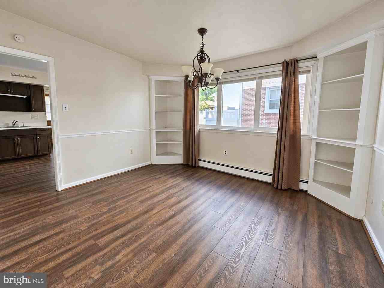130 Eachus Ave - Photo 5 of 21
