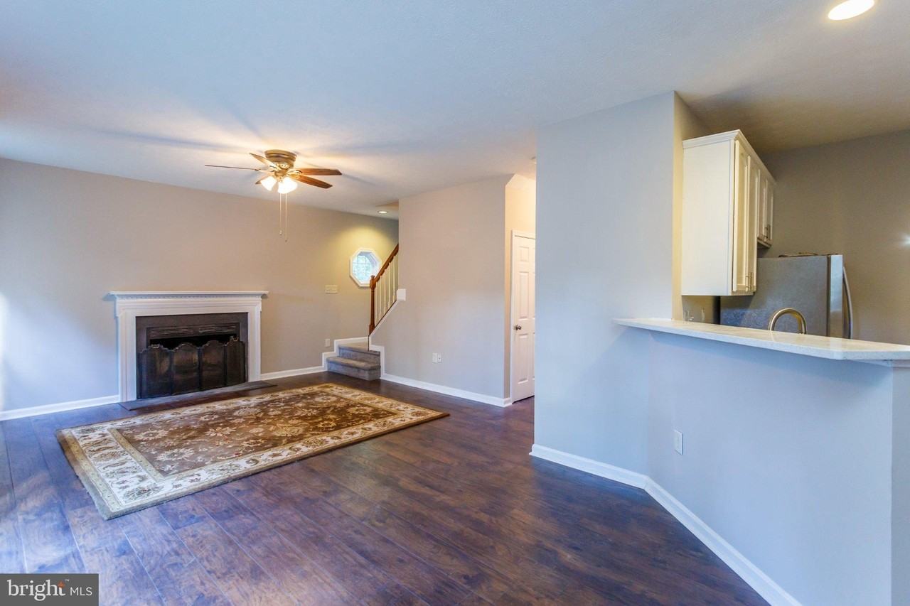 89 Albertson Ct - Photo 7 of 21