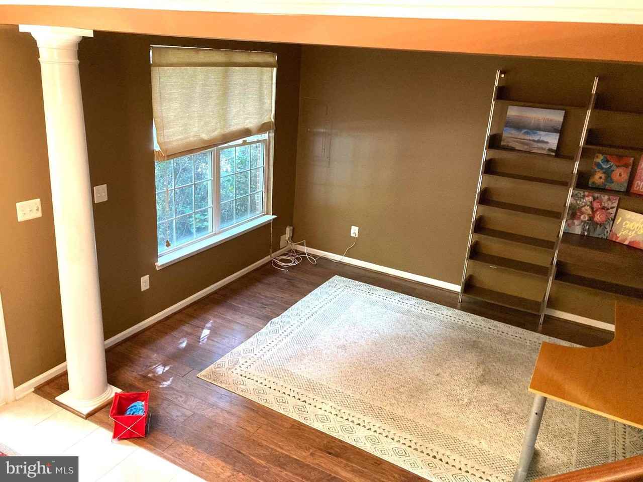 12041 Overbridge Ln - Photo 2 of 11