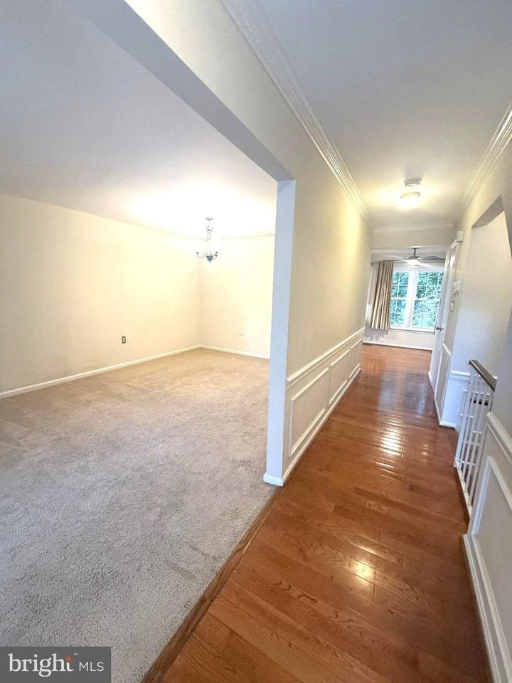 10313 Latney Rd - Photo 7 of 40