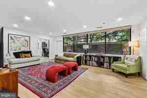featured image of 3709 S George Mason Dr #T14E