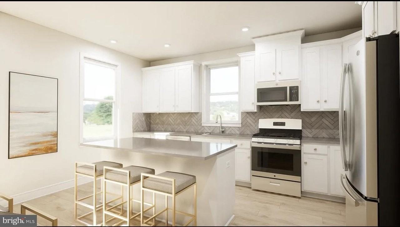 43312 Farringdon Sq #215 - Photo 4 of 10