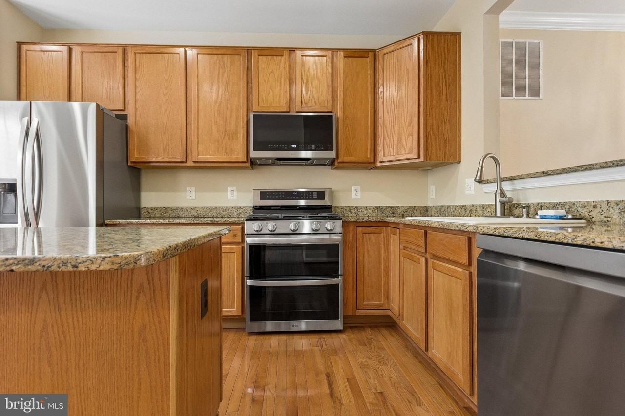 12955 Mandolin Ln - Photo 5 of 30