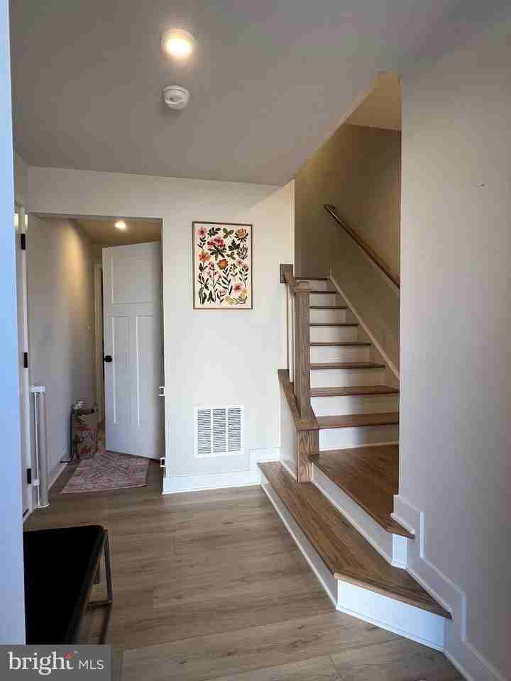 10314 Heritage Trail Ct - Photo 2 of 12