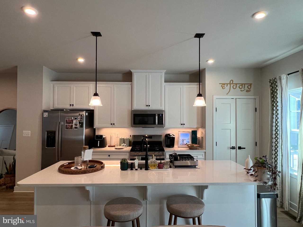 10314 Heritage Trail Ct - Photo 4 of 12