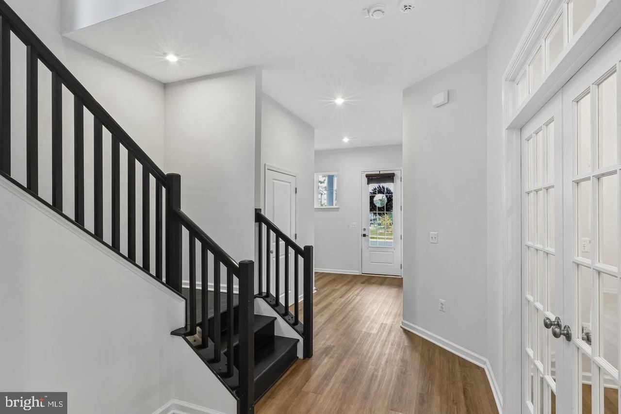 18270 Moss Garden Rd - Photo 6 of 50