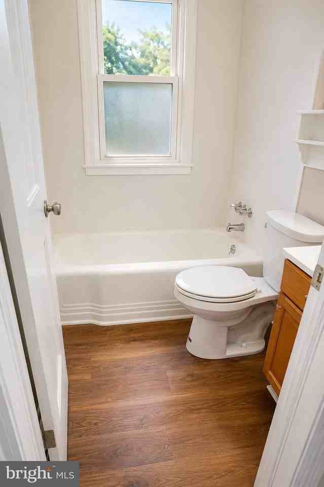 4115 Leake Ave - Photo 6 of 27