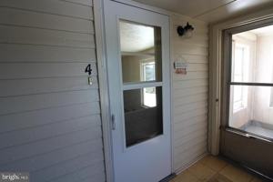 featured image of 18947 Senedo Rd #4