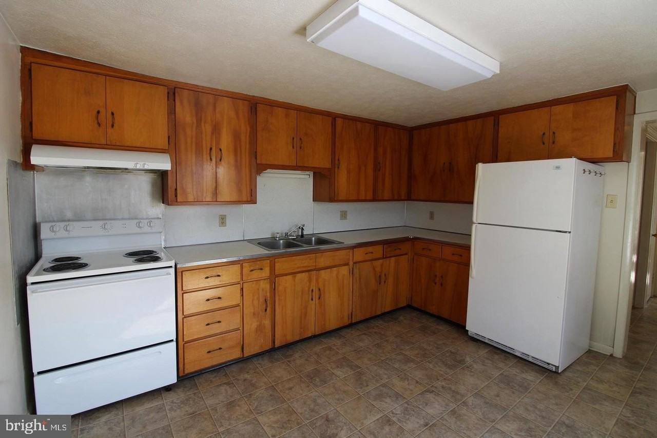 18947 Senedo Rd #4 - Photo 2 of 15