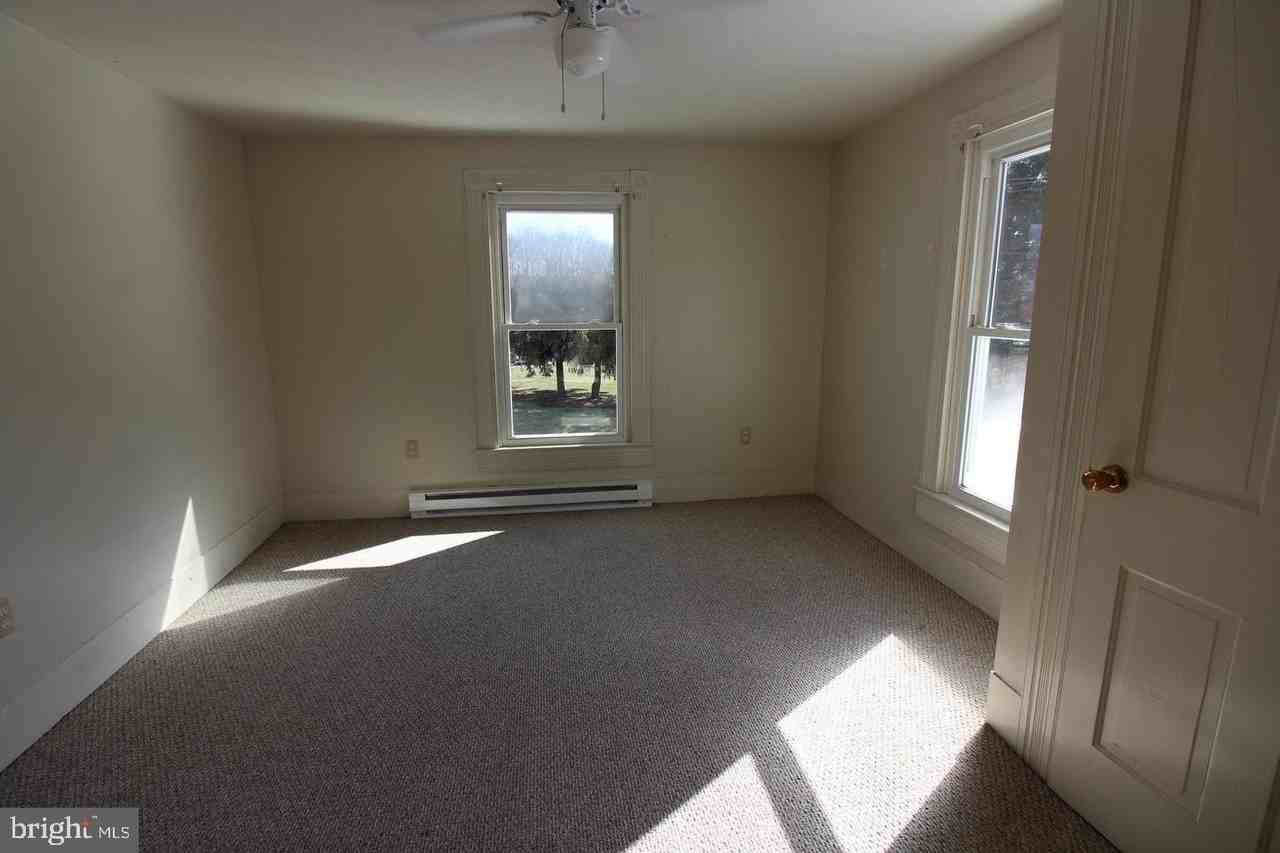 18947 Senedo Rd #4 - Photo 5 of 15
