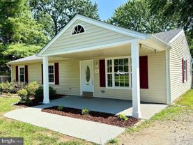 105 Walnut Dr - Photo 1 of 1