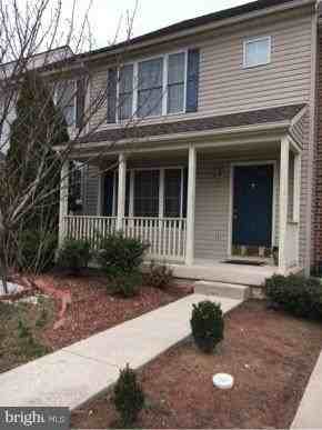 12 Mabel Ln