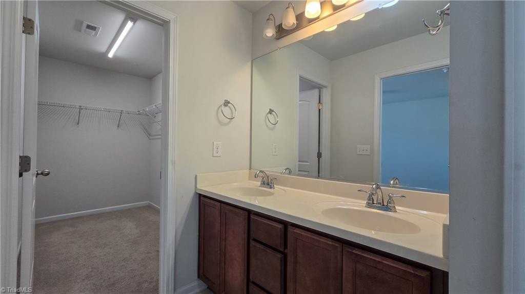 5733 Midstream Cir - Photo 5 of 11