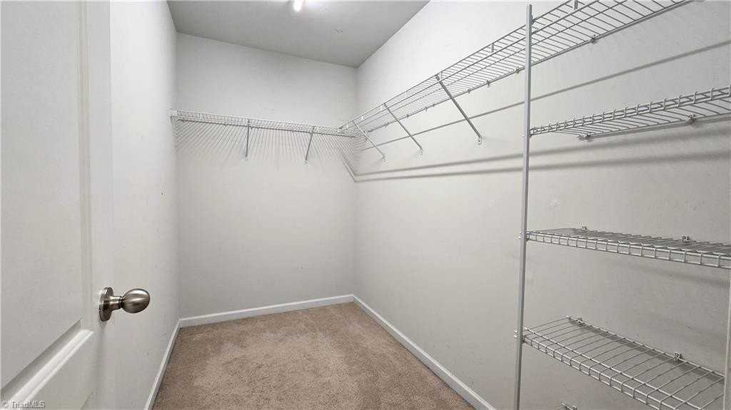 5733 Midstream Cir - Photo 7 of 11