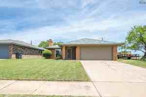 featured image of 6000 Laci Ln