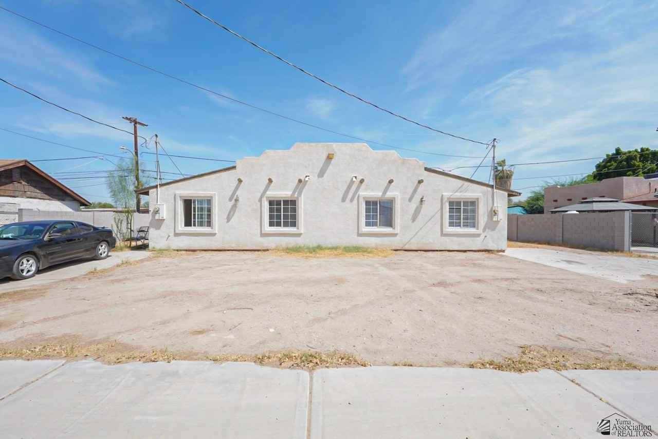 943 S 37th Ave #AB - Photo 2 of 16