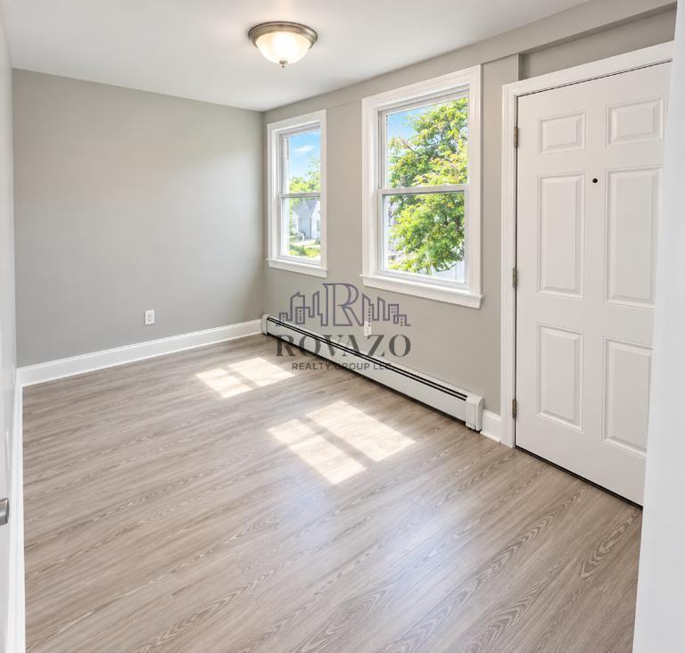 591 S 19th St #1C - Photo 6 of 7