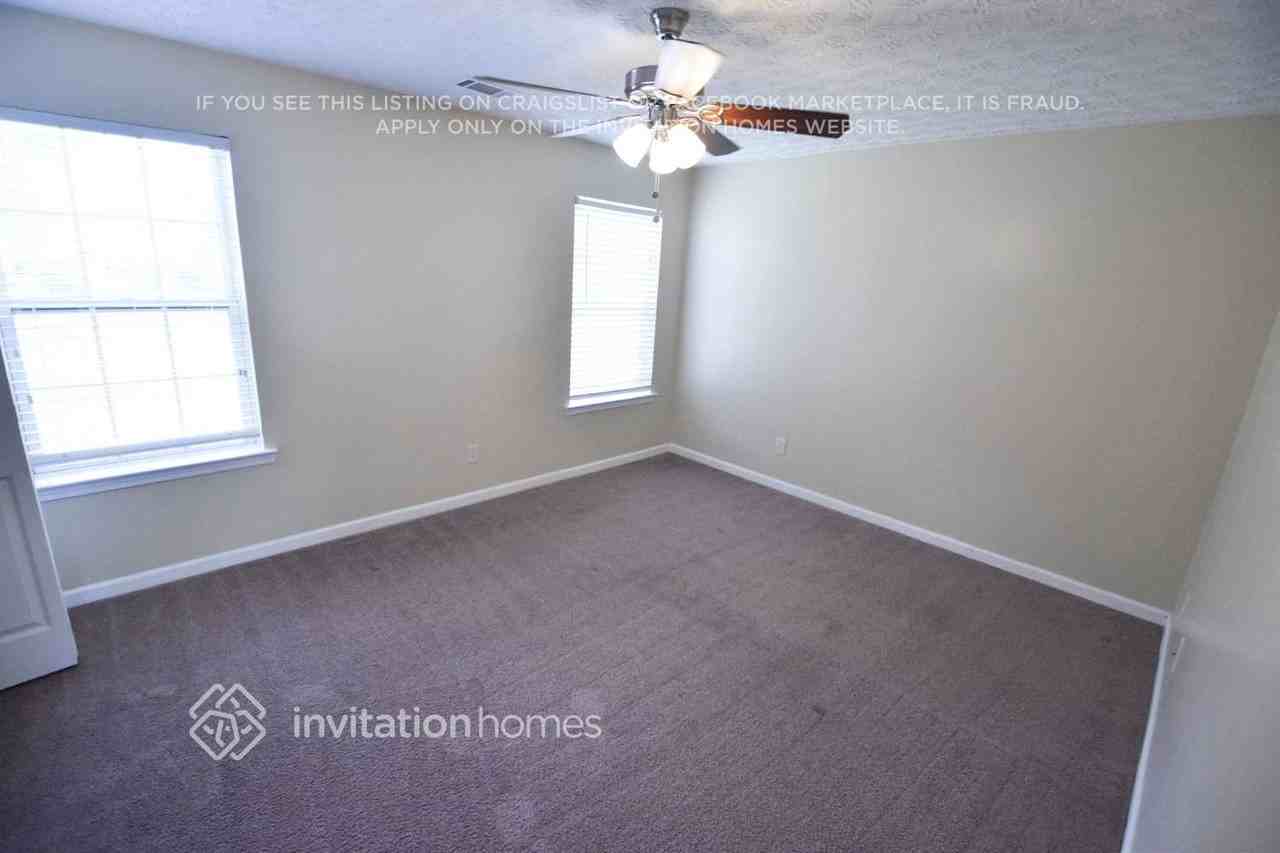 975 Shannon Rd Sw - Photo 6 of 10