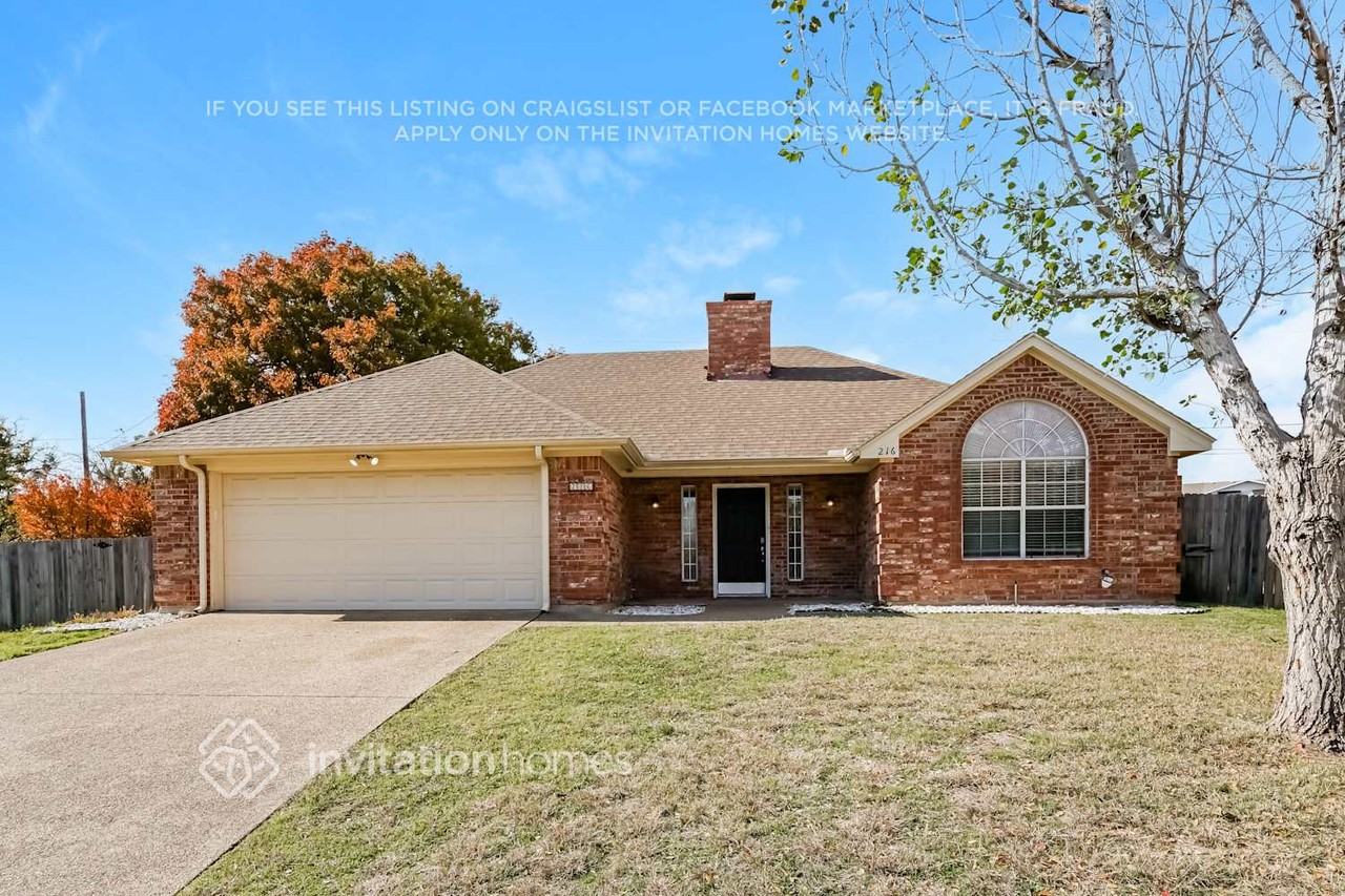216 Edson Ave