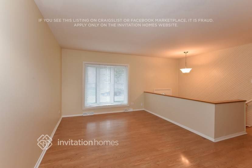 104 N Elm Ln - Photo 4 of 21