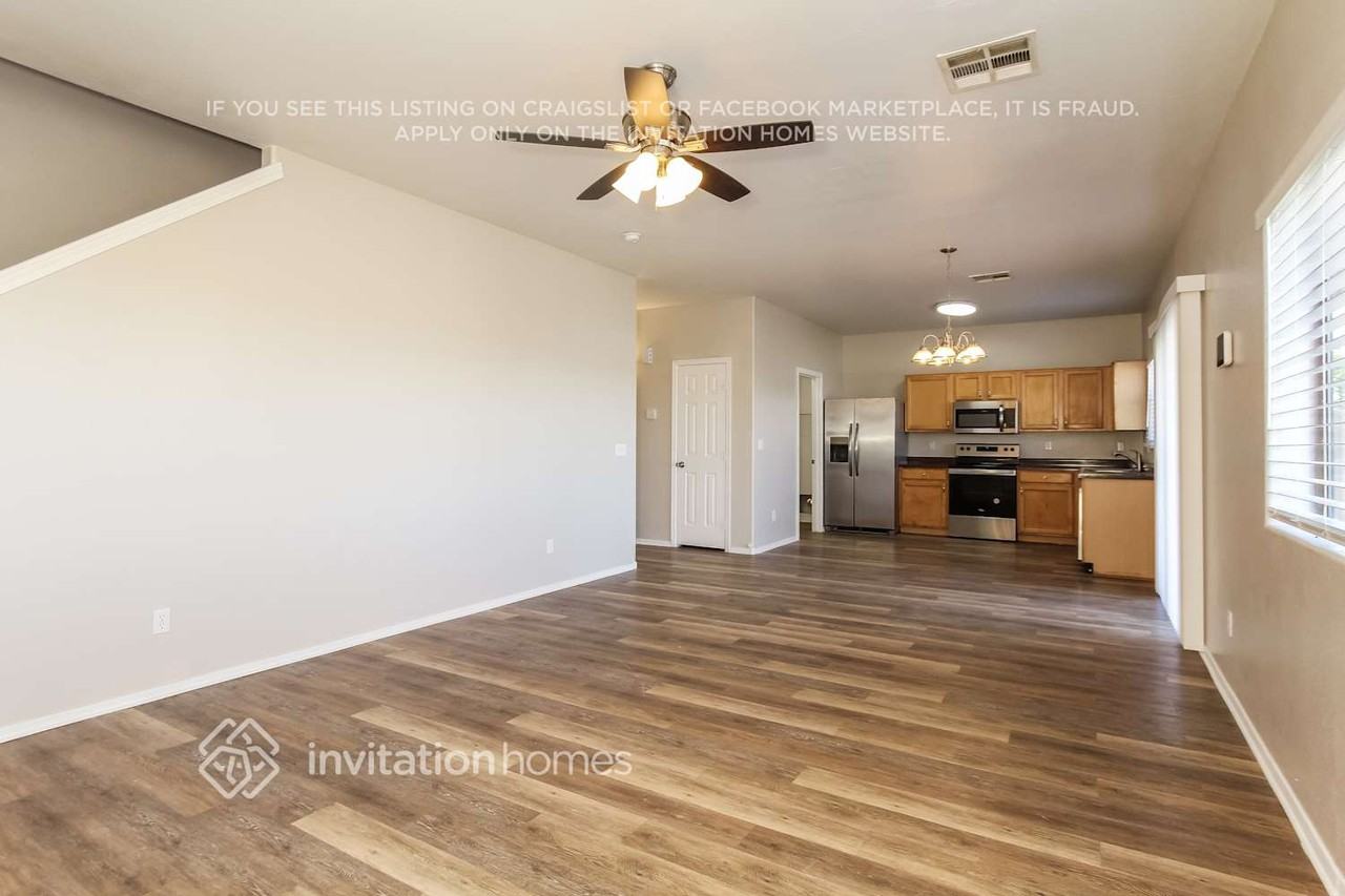 23226 N Serenity Trl - Photo 4 of 15