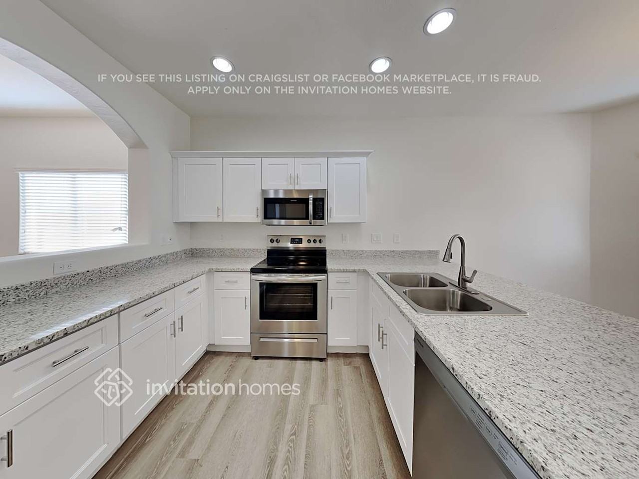 4921 W St Anne Ave - Photo 7 of 18