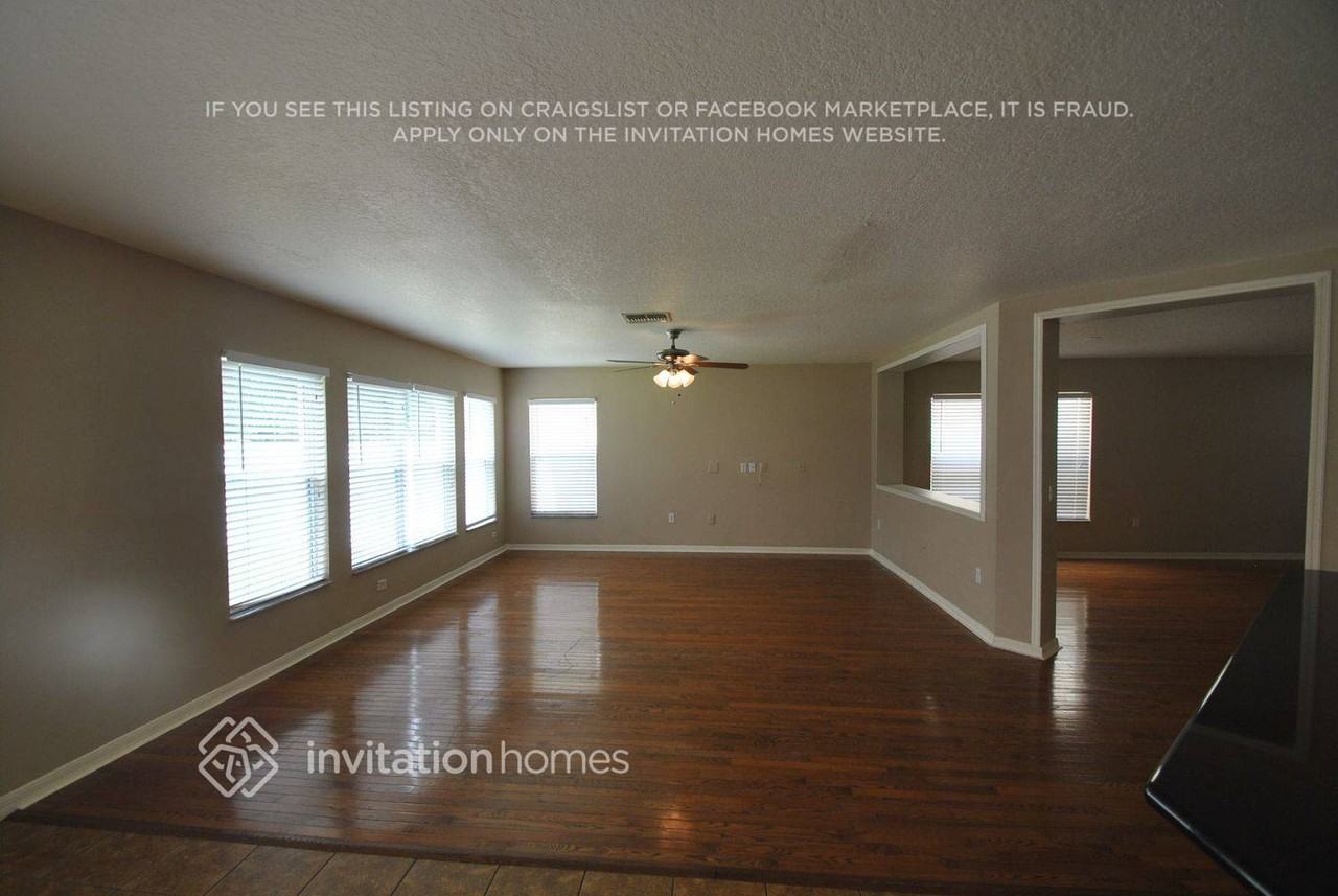 4685 Caverns Dr - Photo 4 of 15