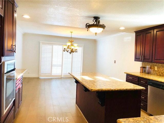 205 Via Montego - Photo 4 of 8