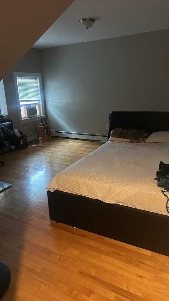 85 Stoughton St - Photo 5 of 6