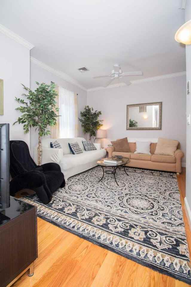 17 Harvard St - Photo 6 of 10