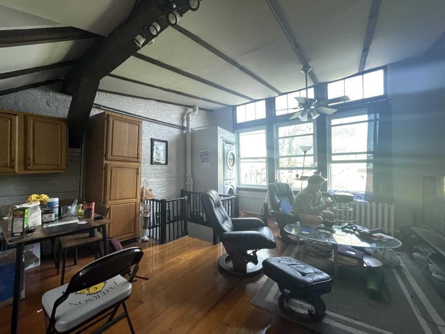 13 Champney Pl - Photo 5 of 6