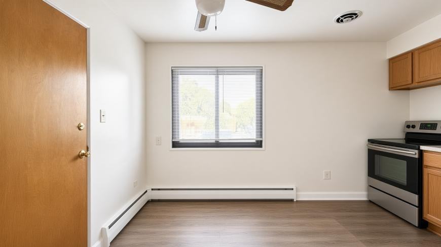 6458 N Ridge Blvd - Photo 3 of 9